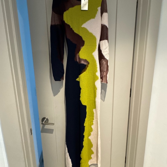 Hanifa Long Sleeve Dress with Multicolor Abstract Design - Picture 4 of 5